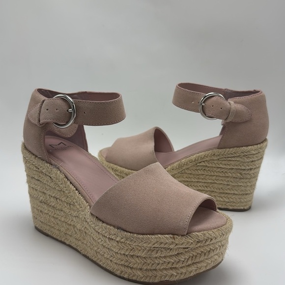 Marc Fisher
Cala Platform Wedge Sandals blush pink size 9 - Picture 2 of 7